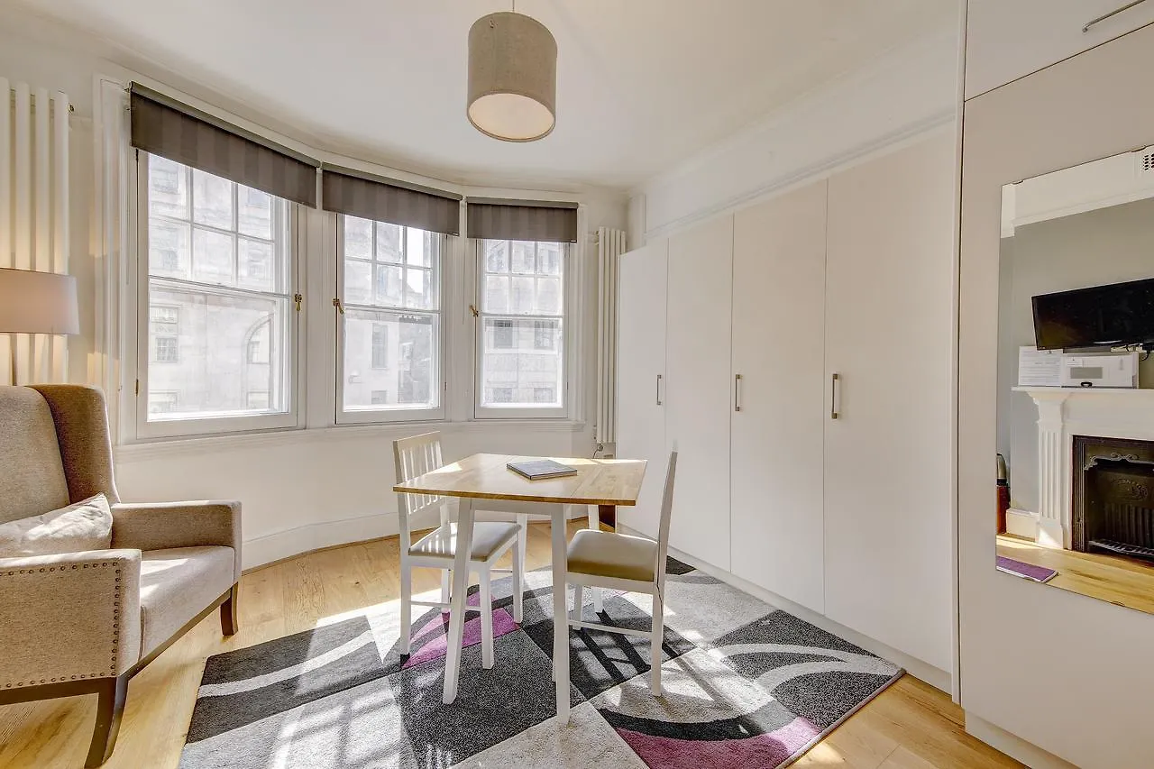 Protem Cannon Street Apartment London