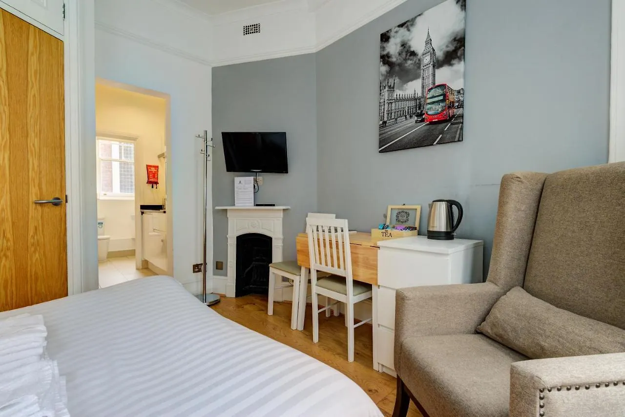 Protem Cannon Street Apartment London